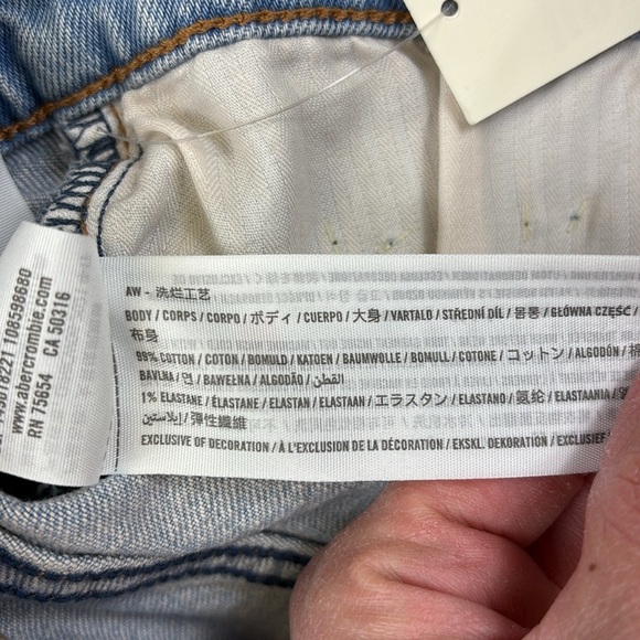 NWT Abercrombie & Fitch curve love high rise the dad short sz 20 - Picture 7 of 7